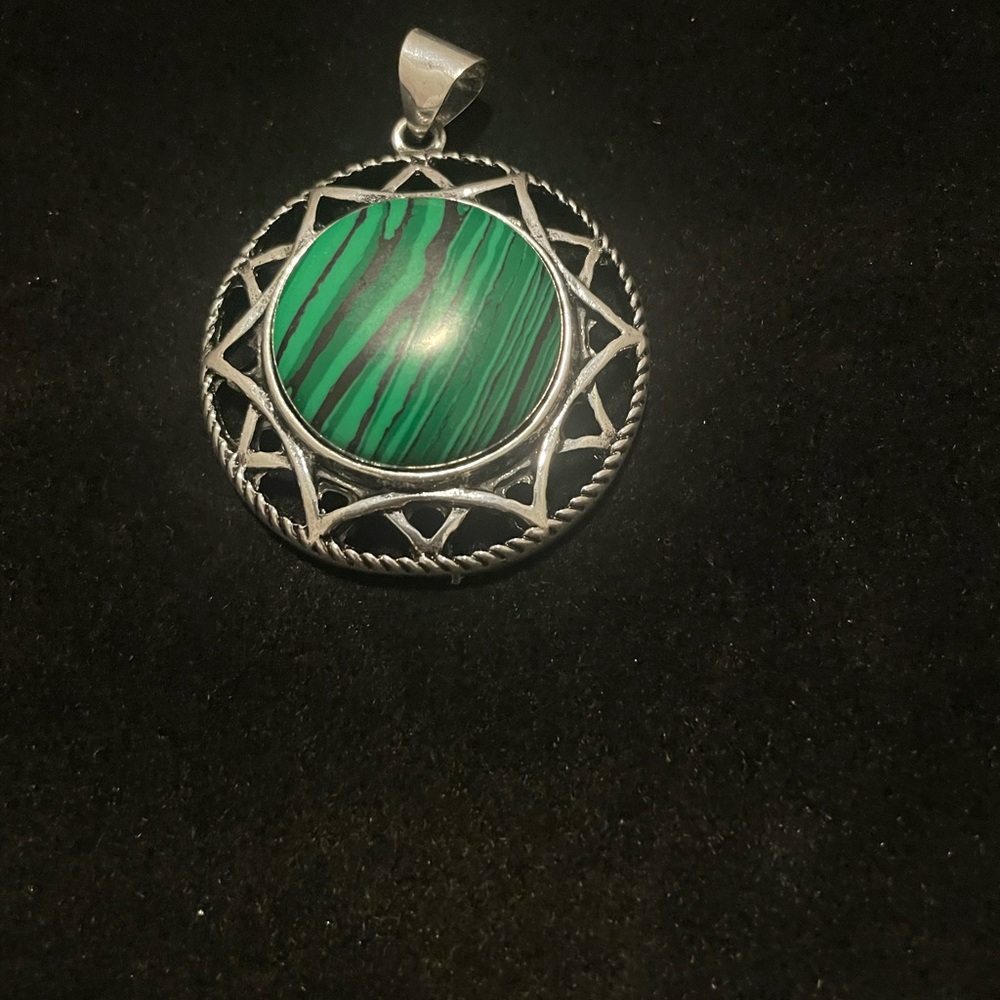 Silver and Malachite Pendant Necklace